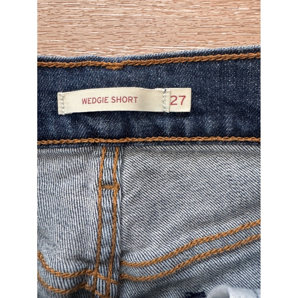 Levi's Wedgie denim shorts - Picture 3 of 9